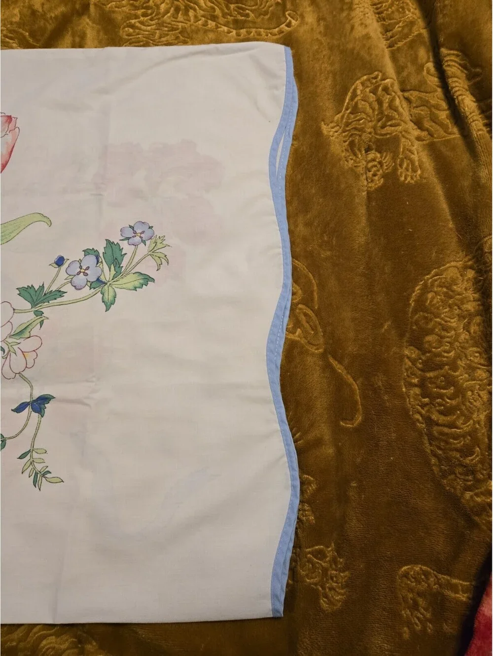 Vintage Springmaid Wondercale Queen Flat Sheet and Pillowcase flower ribbon
